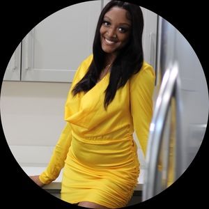 Meet your Posher, Naomi